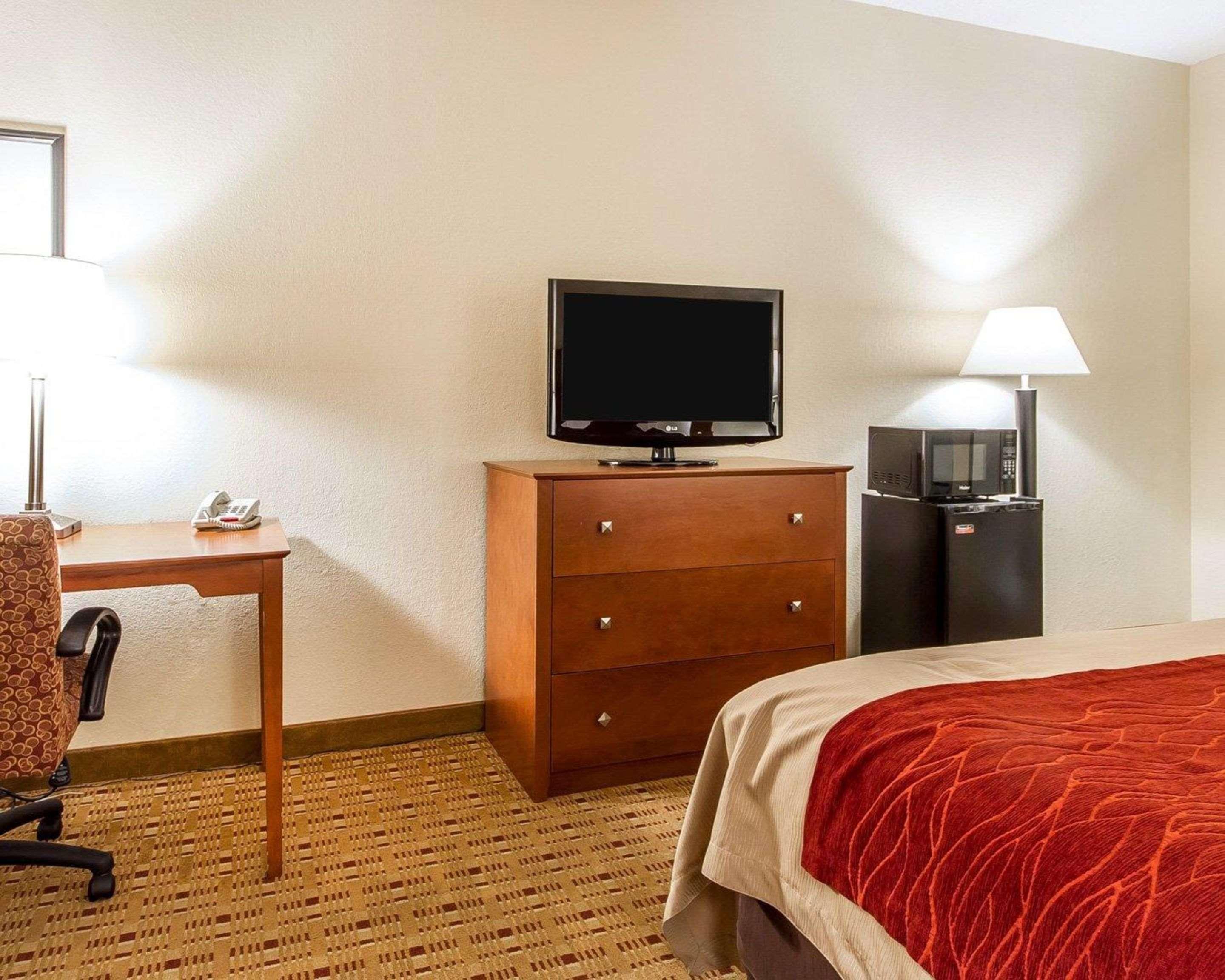 Quality Inn & Suites Eau Claire Exterior foto